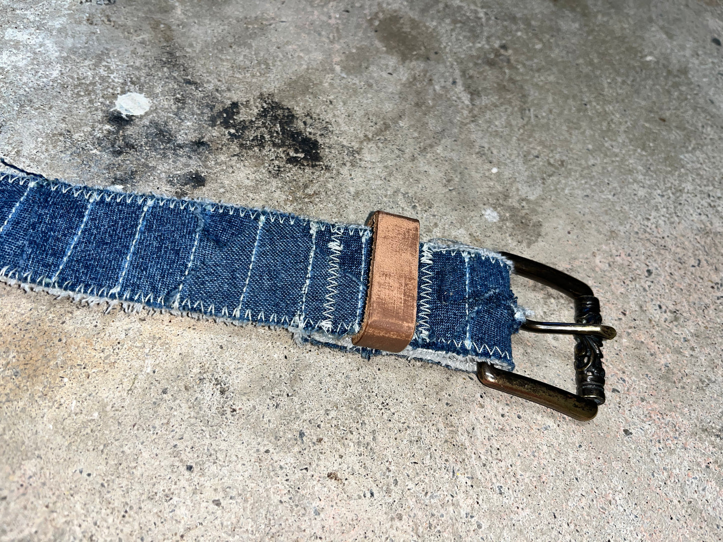 Denim pinstripe belt